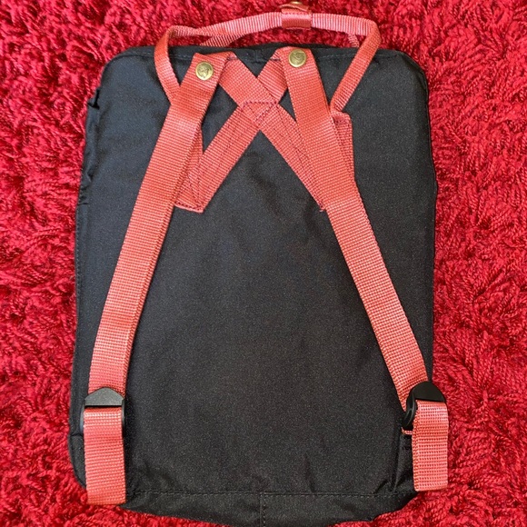 Backpack - Picture 2 of 2